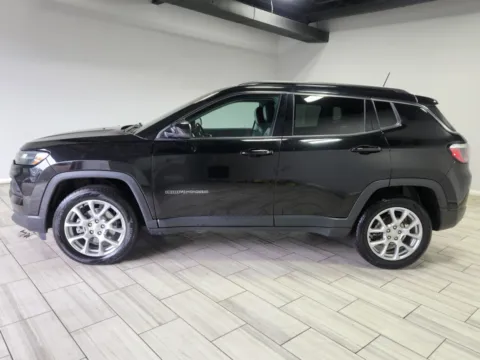 Photos of 2022 Jeep Compass Latitude Lux for sale in Cinnaminson, NJ at Majestic Automotive Group