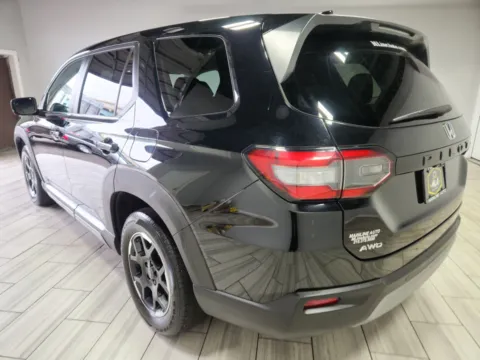 Another view of 2025 Honda Pilot EX-L for sale in Cinnaminson, NJ at Majestic Automotive Group