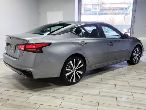 More photos of 2021 Nissan Altima 2.5 SR at Majestic Automotive Group, NJ