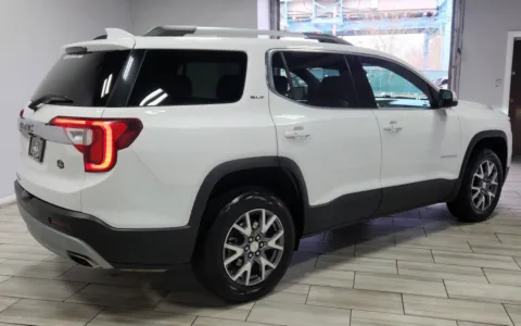 More photos of 2023 GMC Acadia SLT at Majestic Automotive Group, NJ