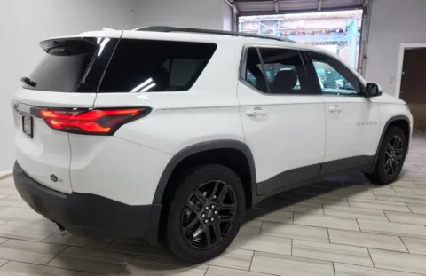 More photos of 2023 Chevrolet Traverse LT Cloth at Majestic Automotive Group, NJ