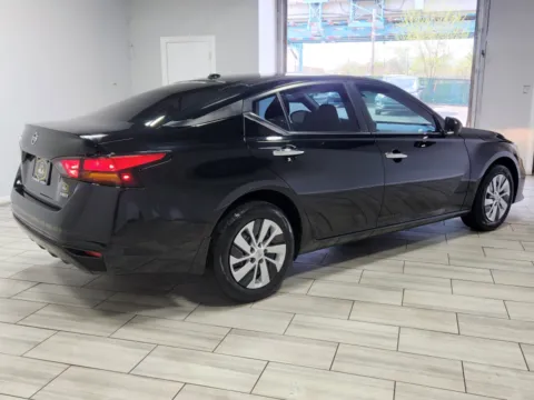 More photos of 2019 Nissan Altima 2.5 S at Majestic Automotive Group, NJ