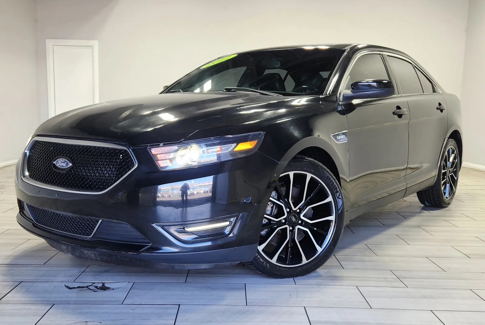 2017 Ford Taurus SHO for sale in Cinnaminson, NJ