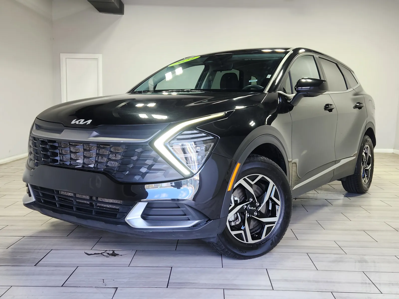 Black 2024 Kia Sportage LX for sale in Cinnaminson, NJ