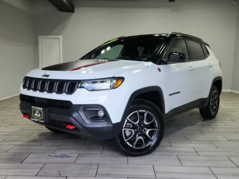 White 2025 Jeep Compass Trailhawk for sale in Cinnaminson, NJ