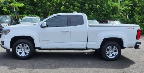 Photos of 2020 Chevrolet Colorado 4WD Extended Cab Long Box LT for sale in Cinnaminson, NJ at Majestic Automotive Group