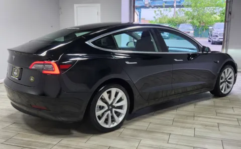 More photos of 2018 Tesla Model 3 Mid Range Battery at Majestic Automotive Group, NJ