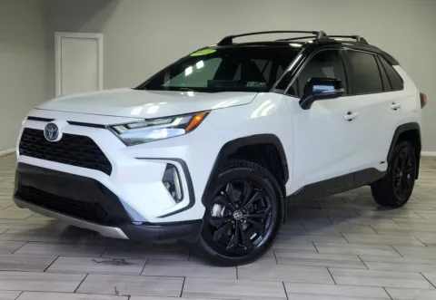 White 2023 Toyota RAV4 Hybrid XSE for sale in Cinnaminson, NJ