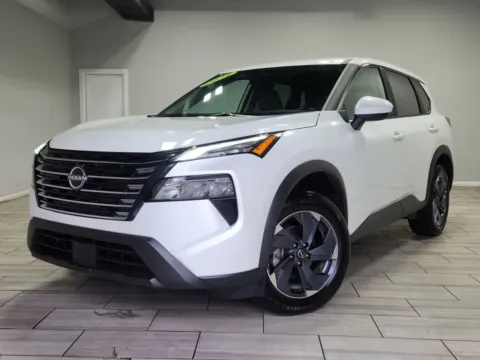 White 2025 Nissan Rogue SV for sale in Cinnaminson, NJ