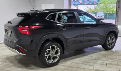 More photos of 2025 Chevrolet Trax LT at Majestic Automotive Group, NJ