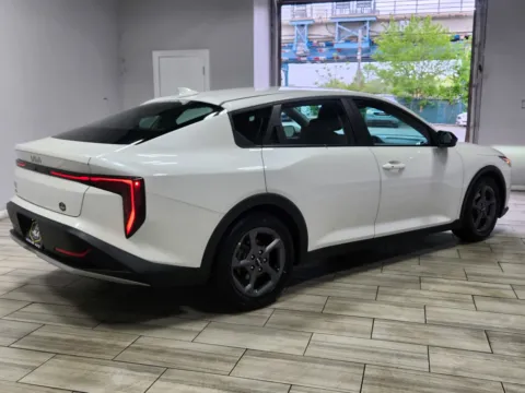 More photos of 2025 Kia K4 LXS at Majestic Automotive Group, NJ