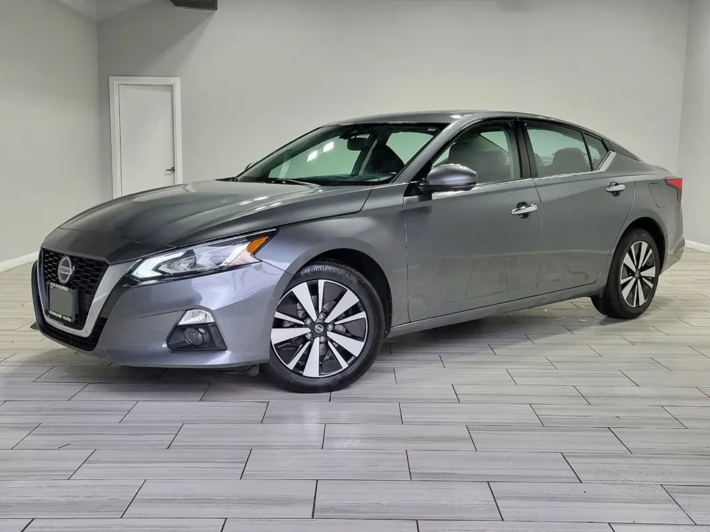 2020 Nissan Altima 2.5 SV for sale in Cinnaminson, NJ