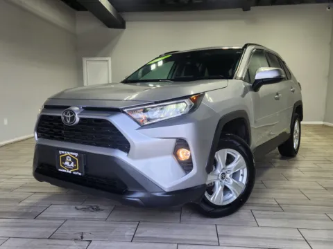 Silver 2021 Toyota RAV4 XLE for sale in Cinnaminson, NJ