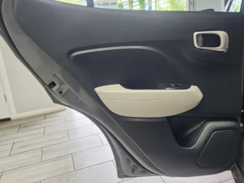 More photos of 2025 Hyundai Venue SEL at Majestic Automotive Group, NJ
