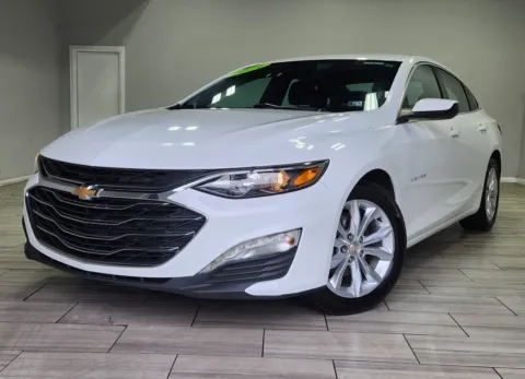 White 2024 Chevrolet Malibu LT for sale in Cinnaminson, NJ