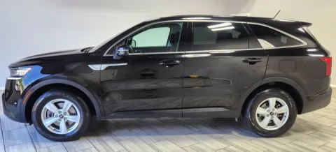 Photos of 2022 Kia Sorento LX for sale in Cinnaminson, NJ at Majestic Automotive Group