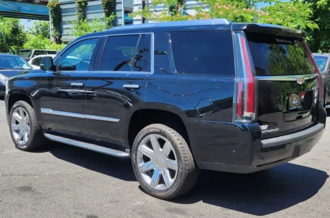 Another view of 2020 Cadillac Escalade Premium Luxury for sale in Cinnaminson, NJ at Majestic Automotive Group