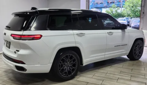 More photos of 2023 Jeep Grand Cherokee L Summit Reserve 4x4 at Majestic Automotive Group, NJ