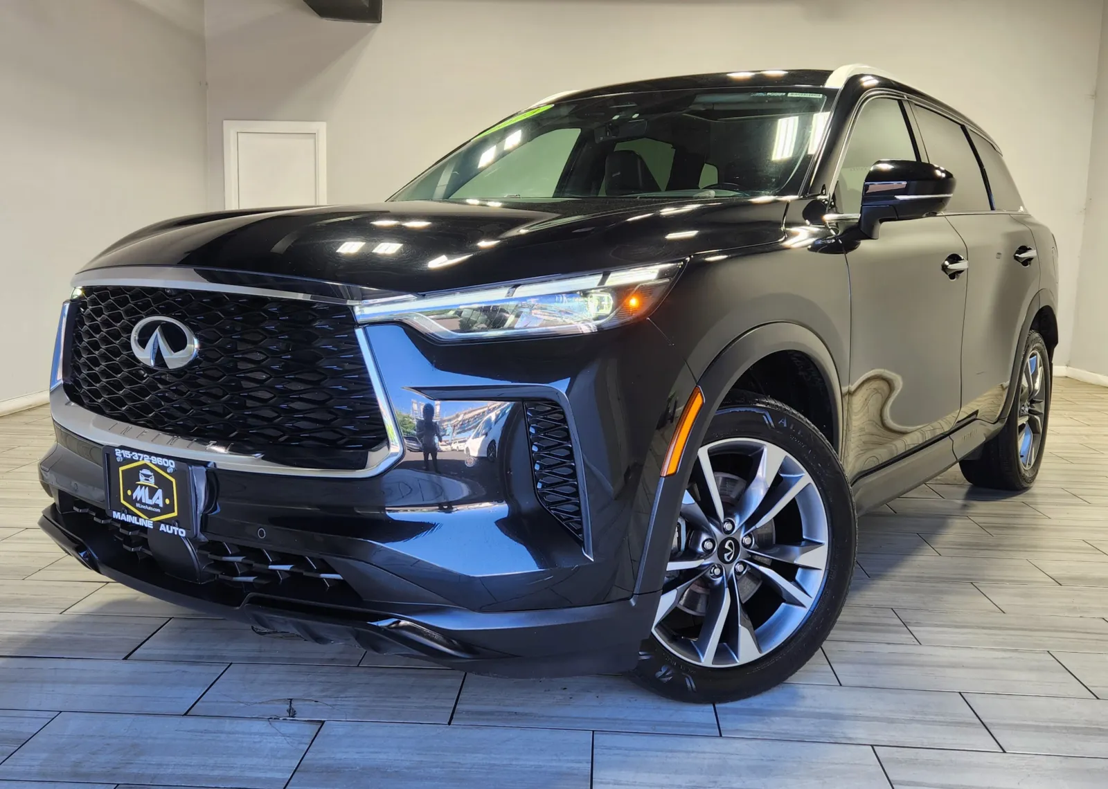 Black 2023 INFINITI QX60 LUXE for sale in Cinnaminson, NJ