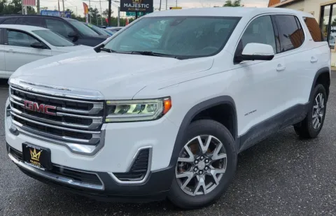 White 2023 GMC Acadia AWD SLE for sale in Cinnaminson, NJ