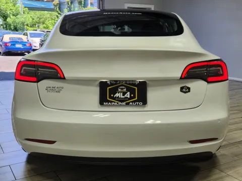 More photos of 2021 Tesla Model 3 Standard Range Plus Rear-Wheel Drive at Majestic Automotive Group, NJ