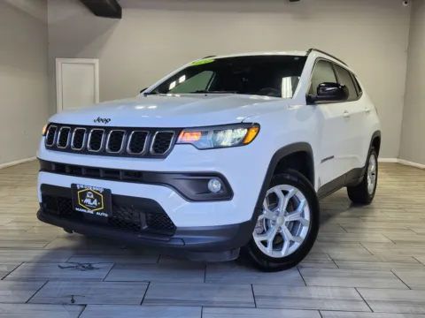 White 2024 Jeep Compass Latitude for sale in Cinnaminson, NJ