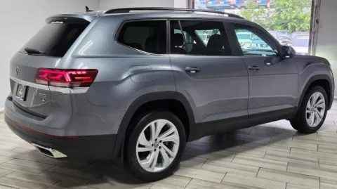 More photos of 2021 Volkswagen Atlas 2.0T SE w/Technology at Majestic Automotive Group, NJ