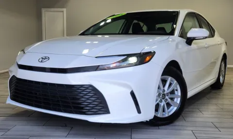 White 2025 Toyota Camry LE for sale in Cinnaminson, NJ