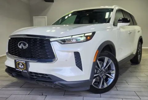 White 2023 INFINITI QX60 LUXE for sale in Cinnaminson, NJ