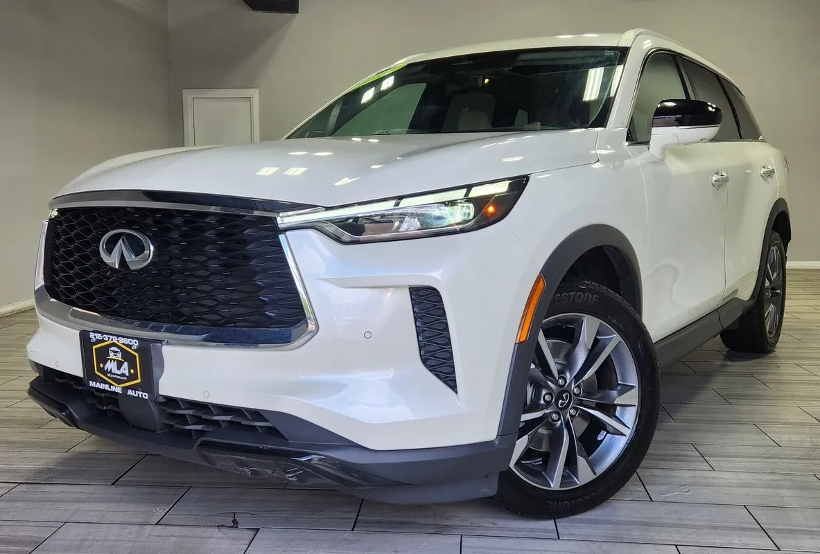 White 2023 INFINITI QX60 LUXE AWD for sale in Cinnaminson, NJ
