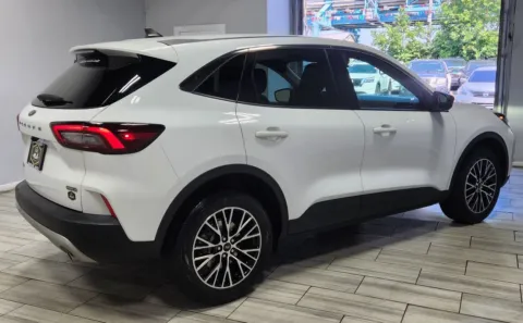 More photos of 2023 Ford Escape Active at Majestic Automotive Group, NJ