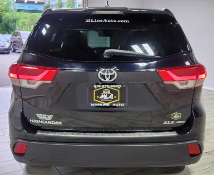 More photos of 2017 Toyota Highlander XLE at Majestic Automotive Group, NJ