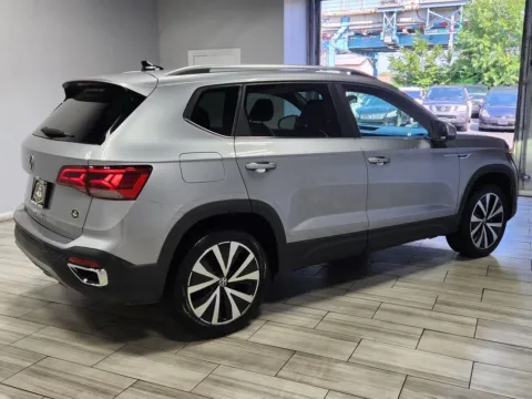 More photos of 2022 Volkswagen Taos 1.5T SE at Majestic Automotive Group, NJ