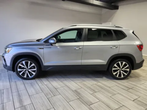 Photos of 2022 Volkswagen Taos 1.5T SE for sale in Cinnaminson, NJ at Majestic Automotive Group