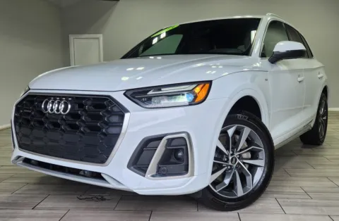 White 2023 Audi Q5 Premium Plus 45 TFSI S line quattro for sale in Cinnaminson, NJ