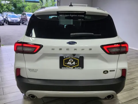 More photos of 2023 Ford Escape PHEV at Majestic Automotive Group, NJ