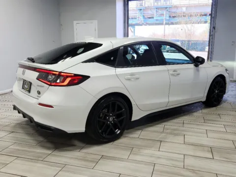 More photos of 2025 Honda Civic Hybrid Sport at Majestic Automotive Group, NJ