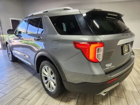 More photos of 2023 Ford Explorer Limited at Majestic Automotive Group, NJ