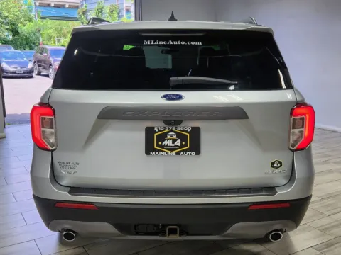 More photos of 2022 Ford Explorer XLT at Majestic Automotive Group, NJ