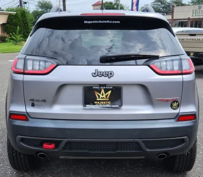 More photos of 2021 Jeep Cherokee Trailhawk 4x4 at Majestic Automotive Group, NJ