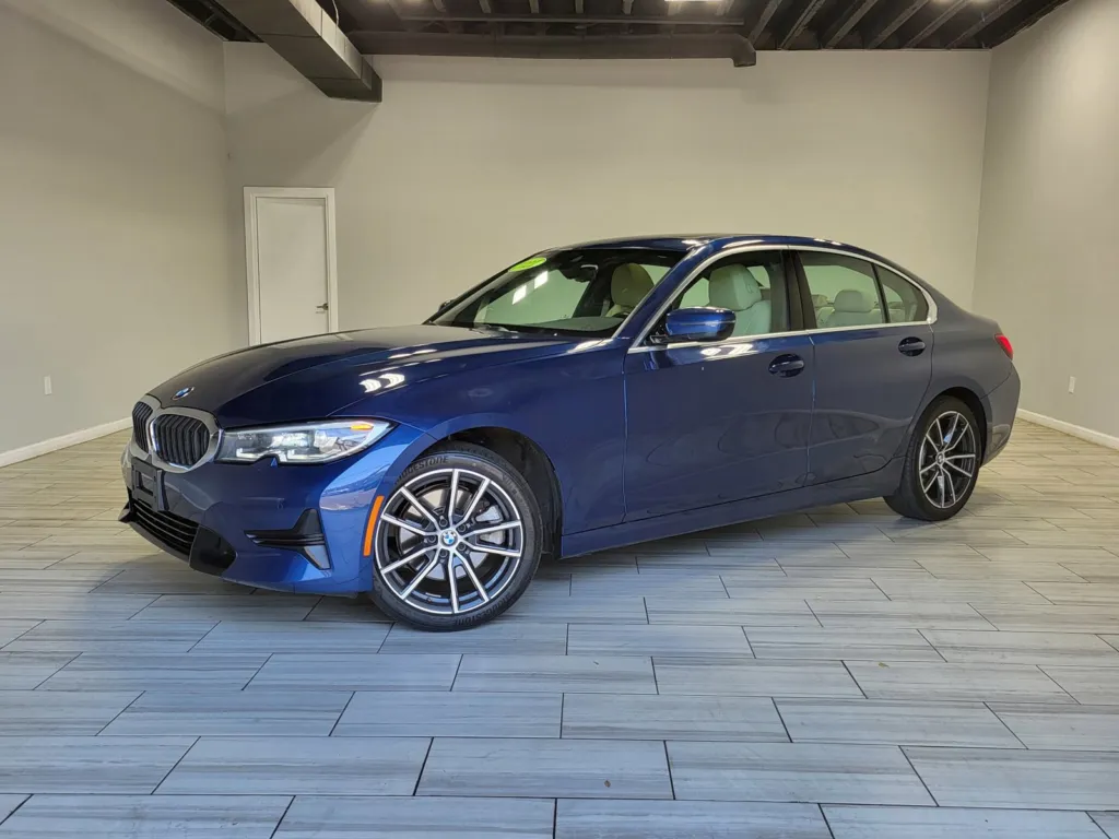 Used 2021 BMW 3 Series 330i xDrive for sale in Cinnaminson, NJ | VIN ...