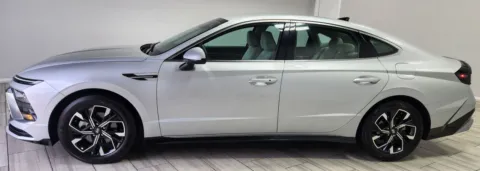 Photos of 2025 Hyundai Sonata SEL for sale in Cinnaminson, NJ at Majestic Automotive Group