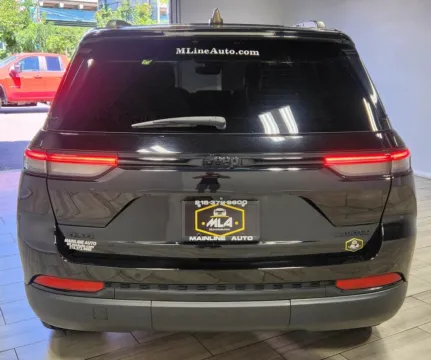 More photos of 2023 Jeep Grand Cherokee Limited 4x4 at Majestic Automotive Group, NJ