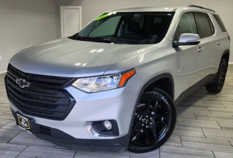 Silver 2021 Chevrolet Traverse AWD LT Cloth for sale in Cinnaminson, NJ