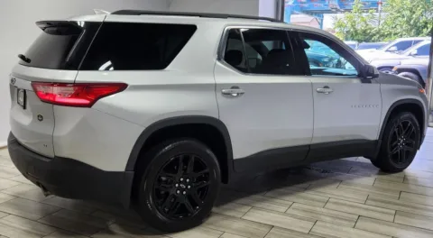More photos of 2021 Chevrolet Traverse AWD LT Cloth at Majestic Automotive Group, NJ