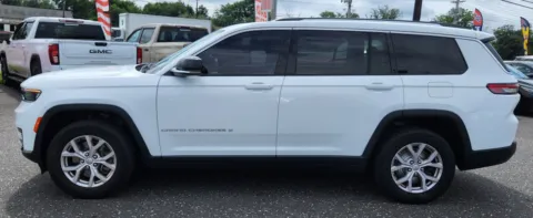 Photos of 2022 Jeep Grand Cherokee L Limited 4x4 for sale in Cinnaminson, NJ at Majestic Automotive Group