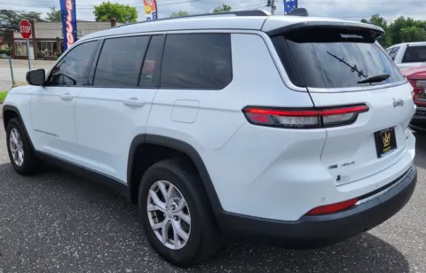 Another view of 2022 Jeep Grand Cherokee L Limited 4x4 for sale in Cinnaminson, NJ at Majestic Automotive Group
