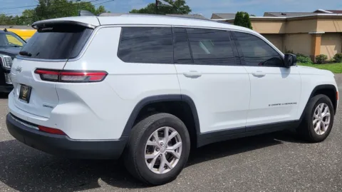 More photos of 2022 Jeep Grand Cherokee L Limited 4x4 at Majestic Automotive Group, NJ