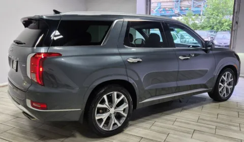More photos of 2022 Hyundai Palisade Limited at Majestic Automotive Group, NJ