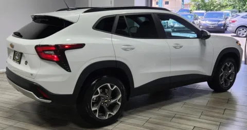 More photos of 2025 Chevrolet Trax FWD LT at Majestic Automotive Group, NJ